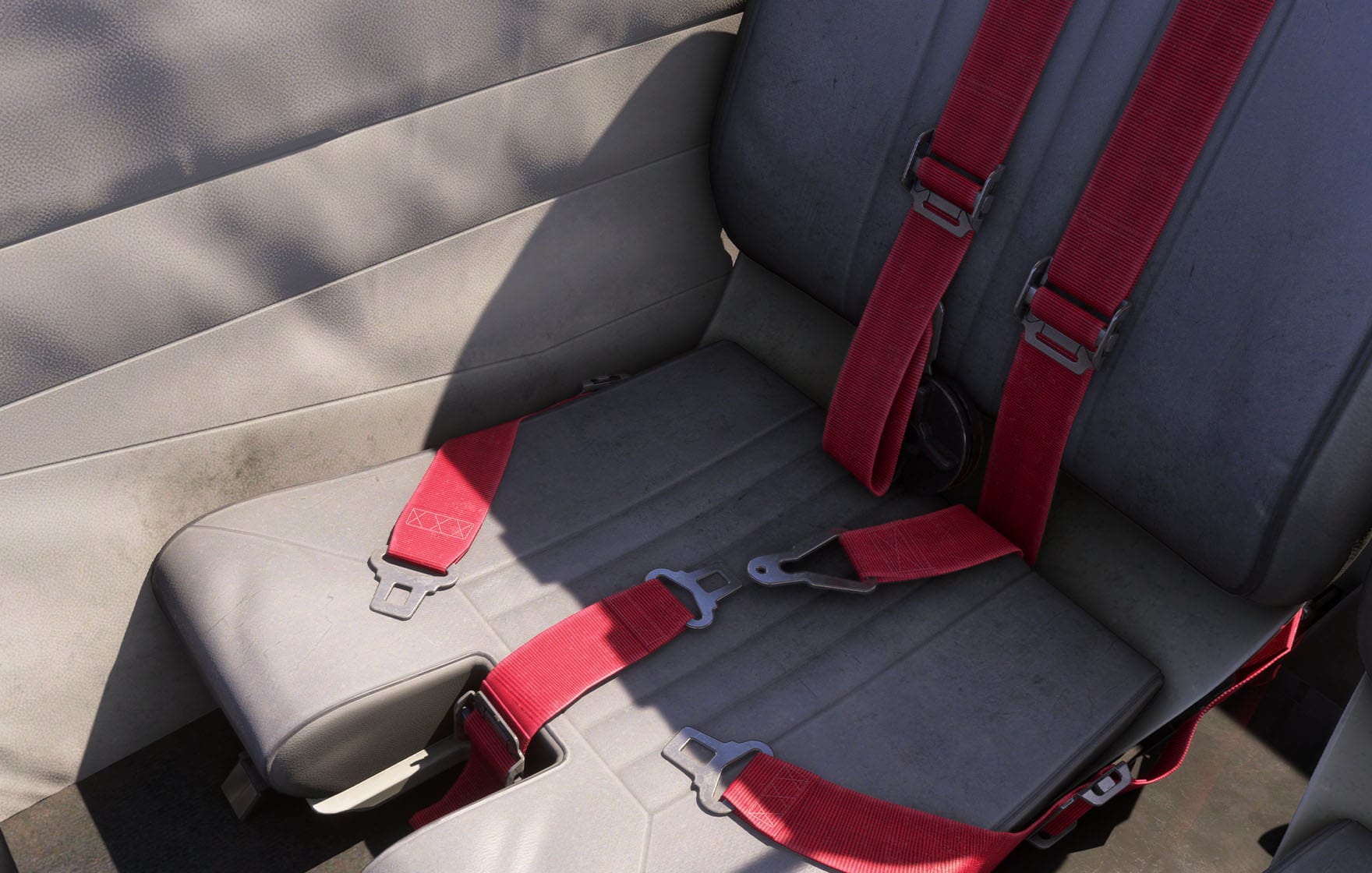 Cabin, four-point harness
